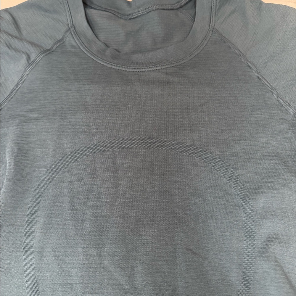 Lululemon Athletica Blue Short Sleeve Tee Crew Neck